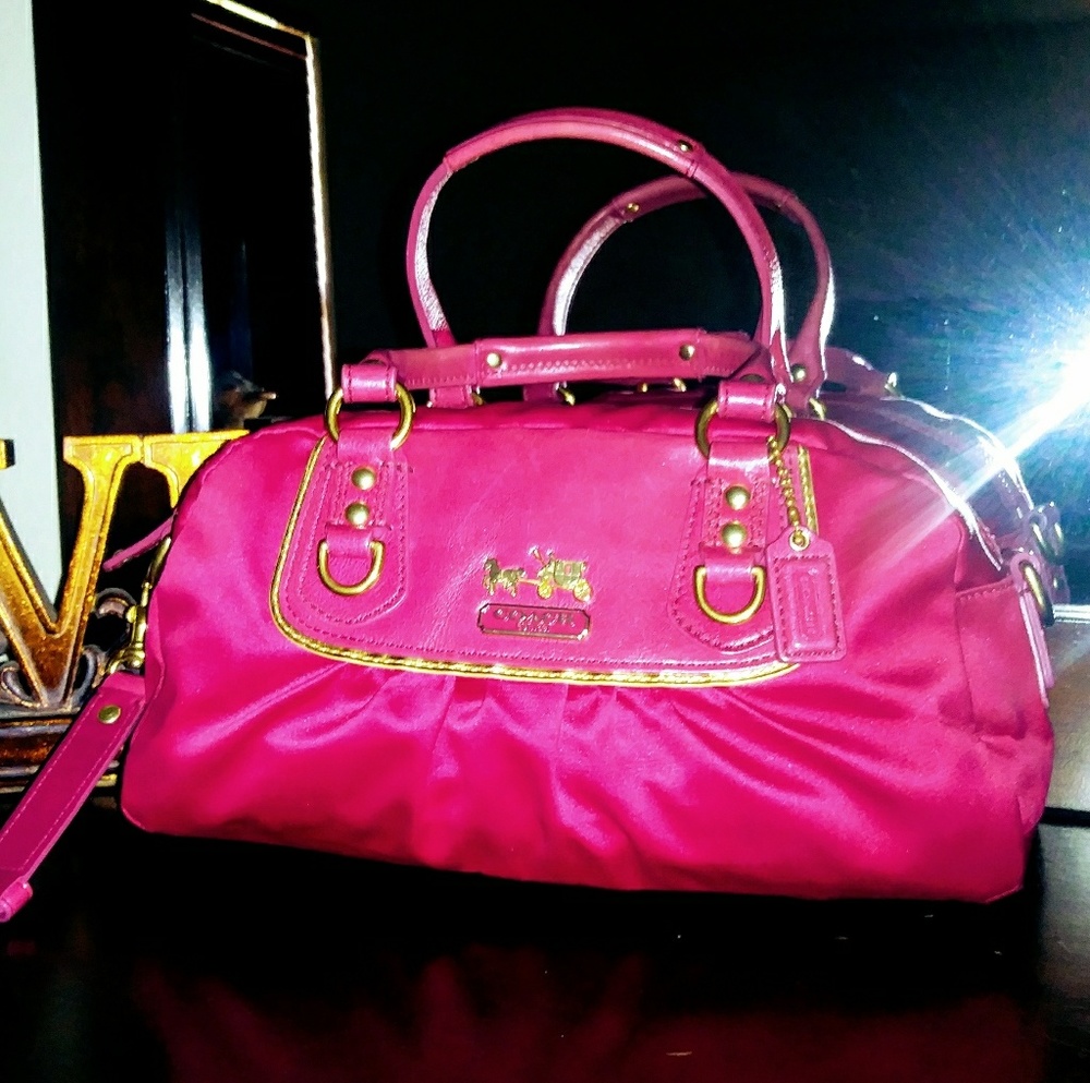 Coach Purse Satin Mini Satchel 😍